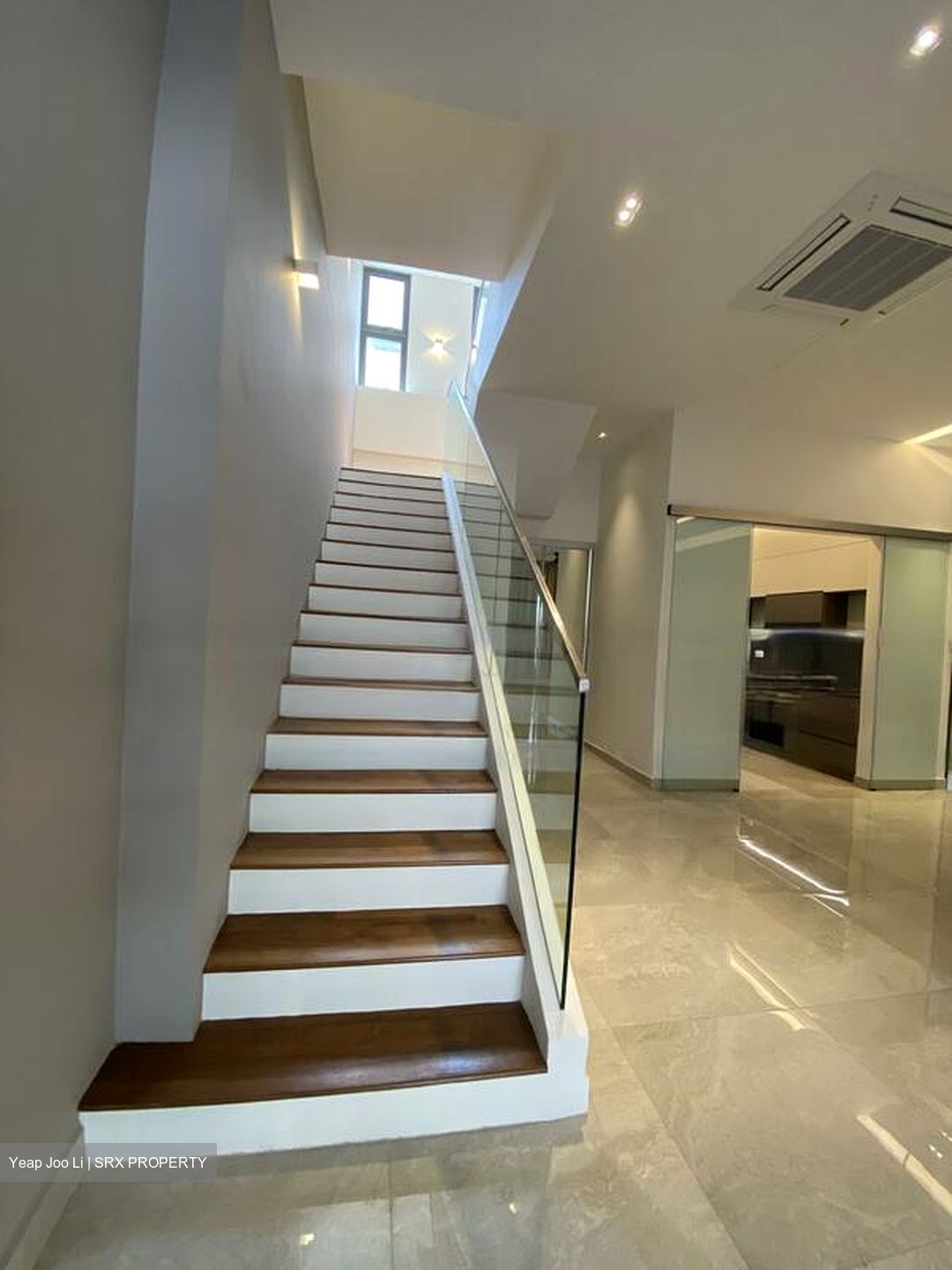 Mandarin Park (D21), Terrace #602785971